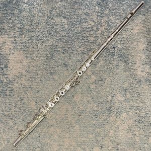 Azumi Z Cut AZ-Z2RBO Flute, used